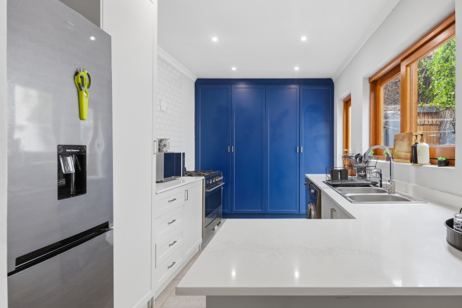 2 Bedroom Property for Sale in Green Point Western Cape